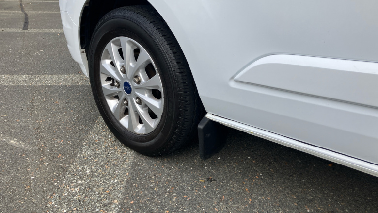 Ford Transit Custom 280 L1 Diesel Fwd 2.0 EcoBlue 130ps Low Roof Limited Van